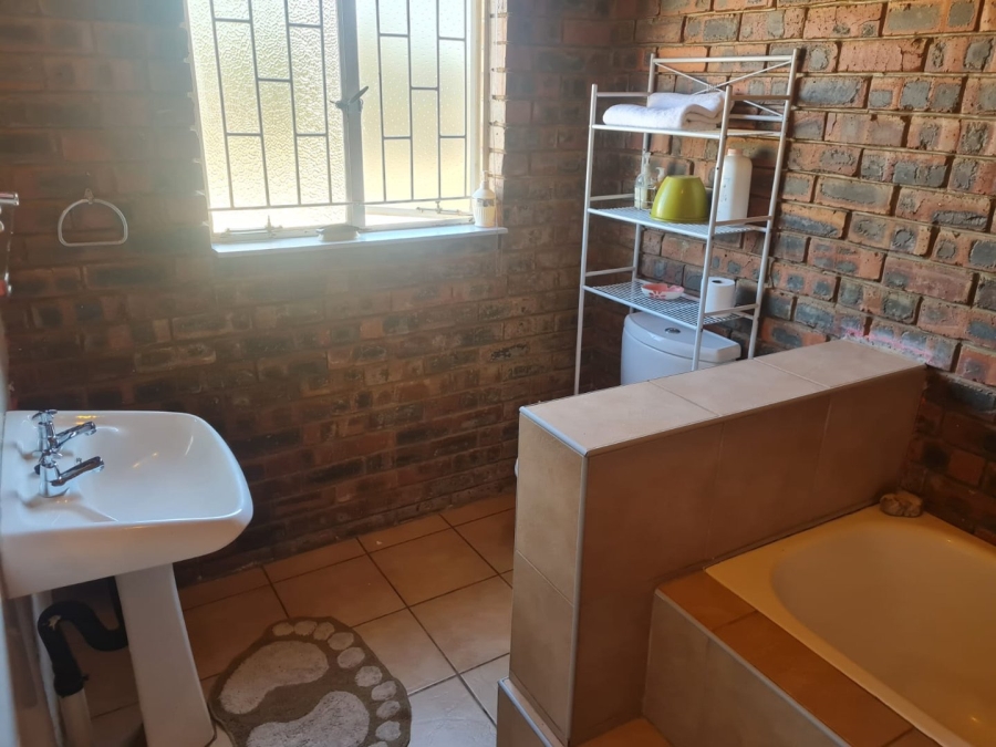 4 Bedroom Property for Sale in Spitskop SH Free State